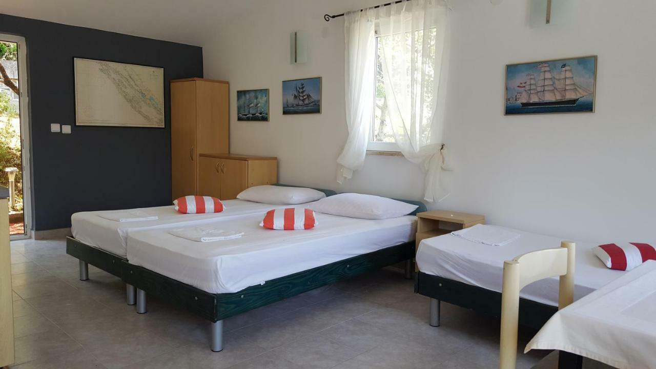 Apartment Viktor Sali Zewnętrze zdjęcie